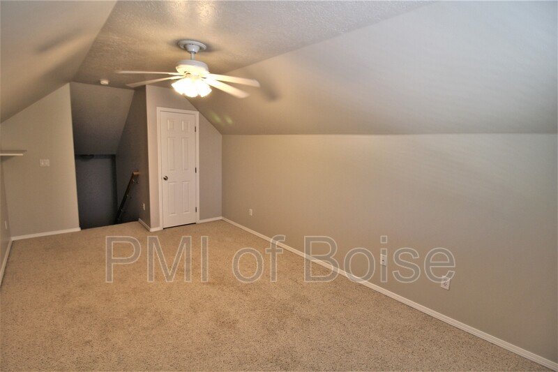 Heart of Meridian Family Home in a Great Neighborhood. property image