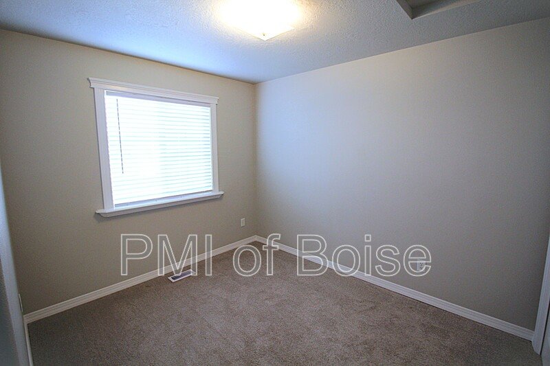 Newly Refinished Nampa Home property image
