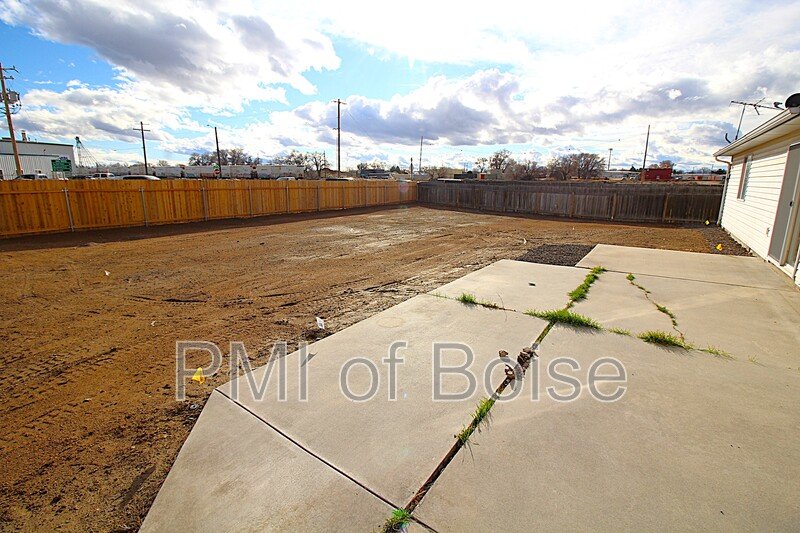 Newly Refinished Nampa Home property image