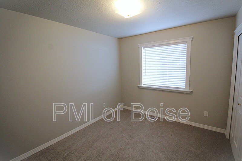Newly Refinished Nampa Home property image