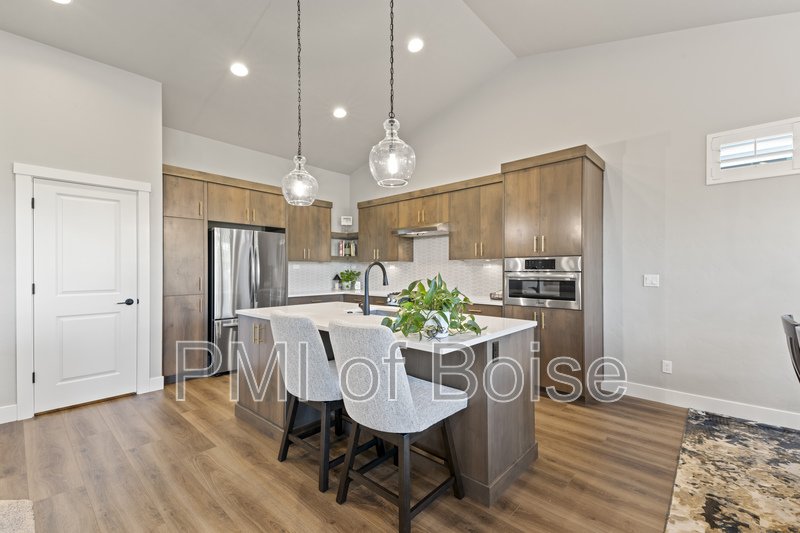 Nothing Beats This Charmer! property image