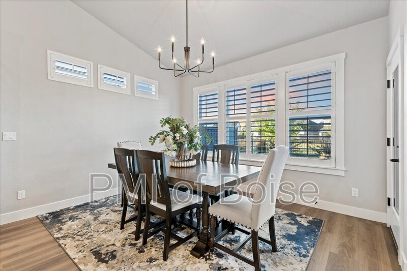 Nothing Beats This Charmer! property image