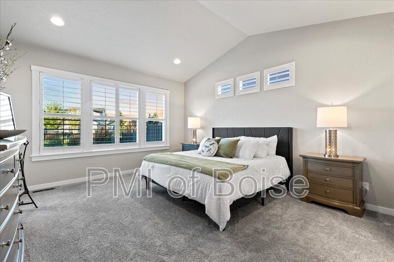 Nothing Beats This Charmer! property image