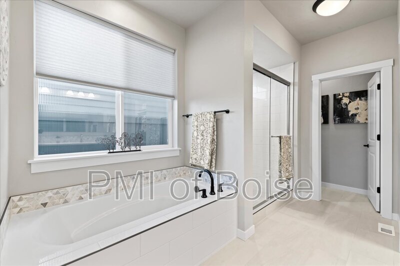 Nothing Beats This Charmer! property image