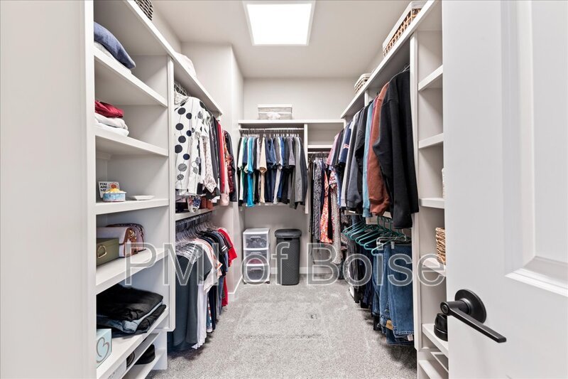 Nothing Beats This Charmer! property image