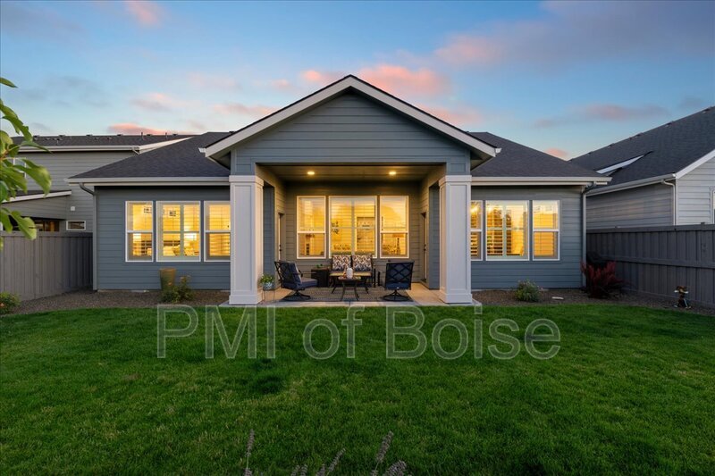 Nothing Beats This Charmer! property image