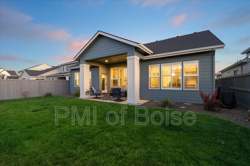 Nothing Beats This Charmer! property image