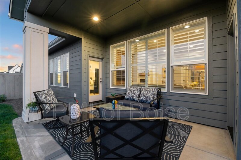 Nothing Beats This Charmer! property image