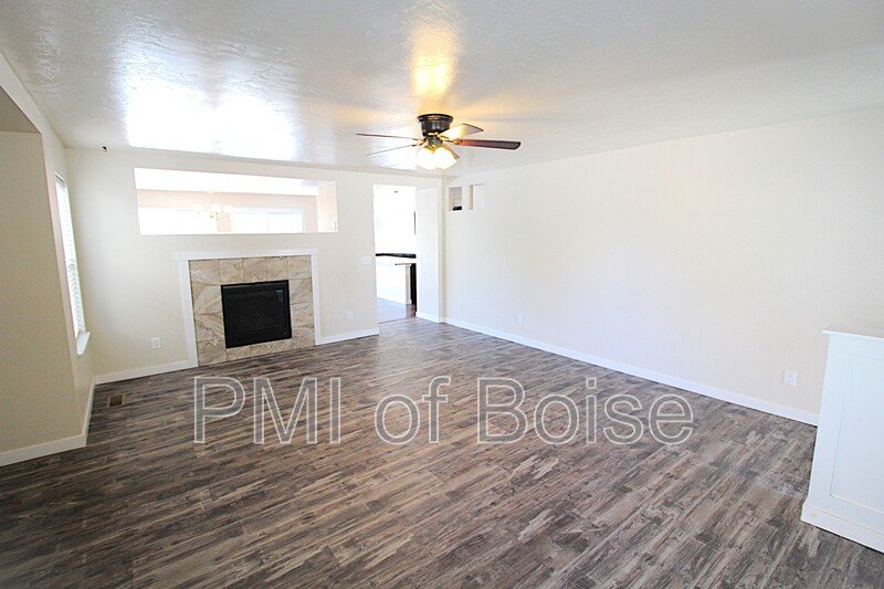 Large South Meridian Home with Lawn Care Included. property image