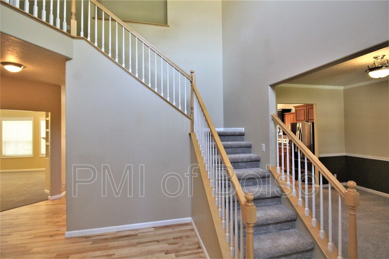 Beautiful Larger Eagle Home property image