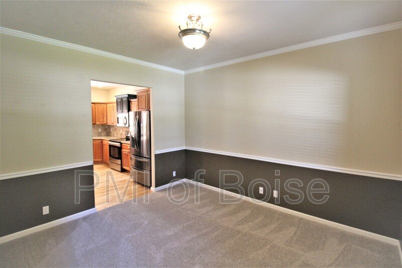 Beautiful Larger Eagle Home property image