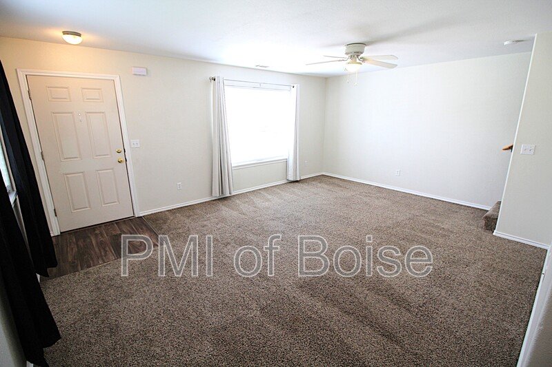 Central Nampa Townhome property image