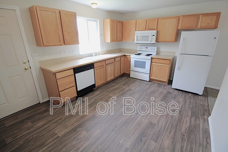 Central Nampa Townhome property image