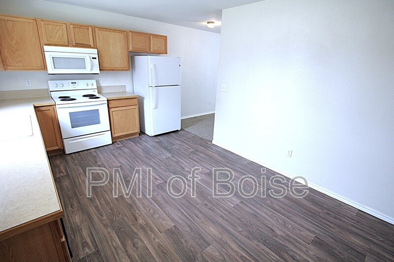 Central Nampa Townhome property image