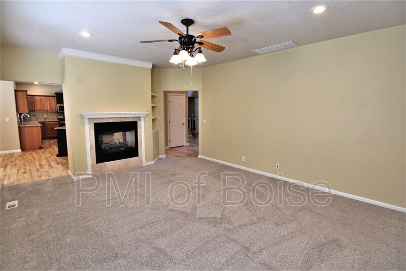 Beautiful Larger Eagle Home property image
