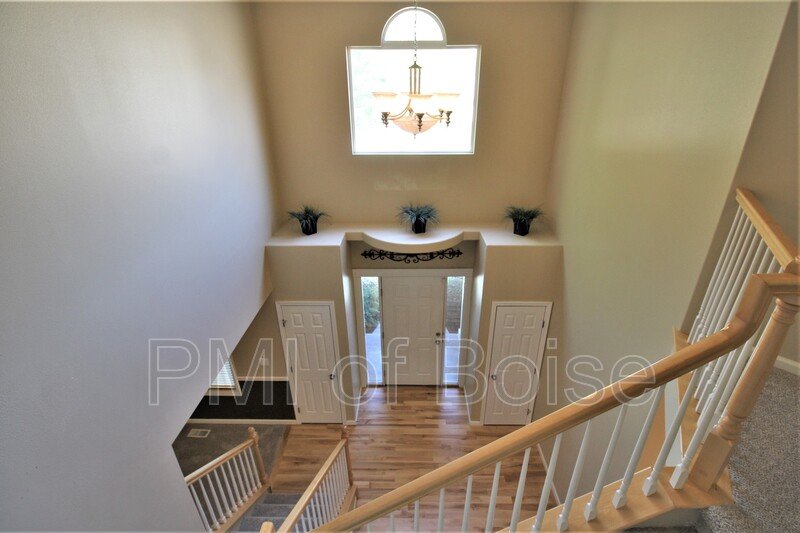 Beautiful Larger Eagle Home property image