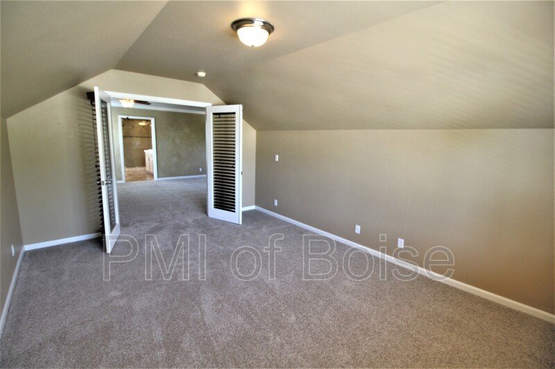 Beautiful Larger Eagle Home property image