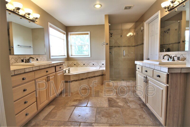 Beautiful Larger Eagle Home property image